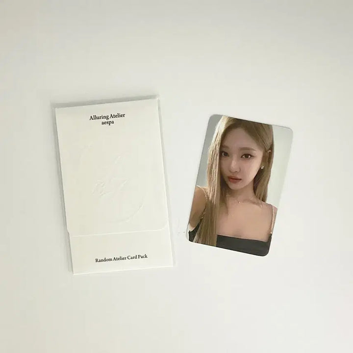 [BUNJANG] Aespa Ningning Alluring Atelier Photocard / 에스파 닝닝 얼루어링 아뜰리에 포토카드 포카