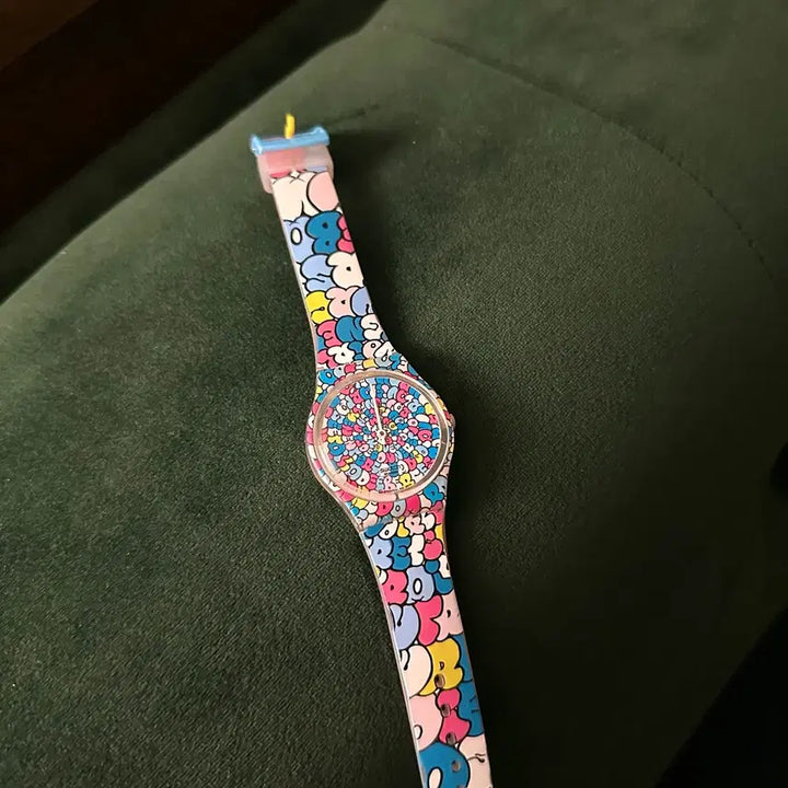 [BUNJANG] Swatch Kidrobot Lovesong Watch / Swatch 스와치 키드로봇 러브송 시계