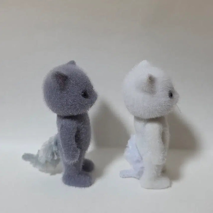[BUNJANG] Sylvanian Families Persian Cat Family Set (2 Figures) / 실바니안 페르시안 고양이 엄마아빠/어른 2마리 일괄