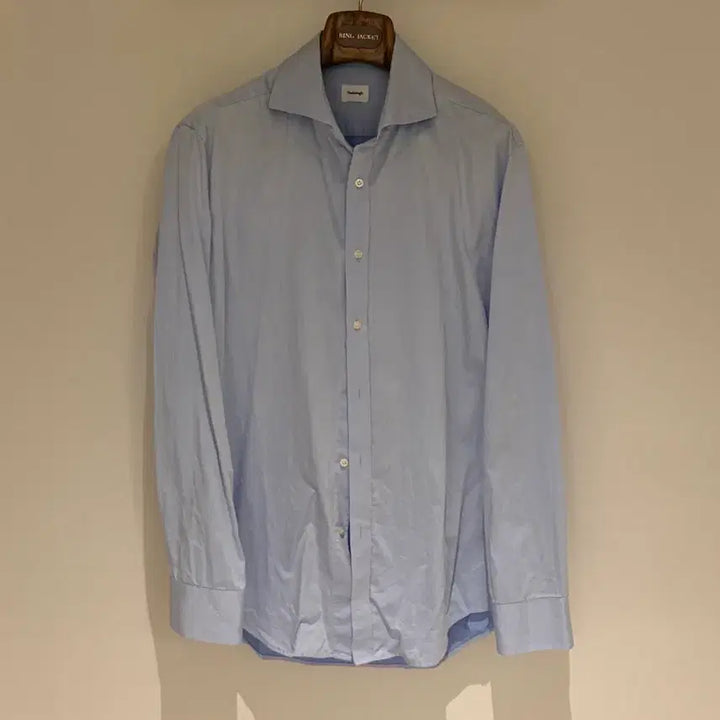 [SOLD OUT] 밴브루 파스텔 블루 와이드카라 드레스셔츠