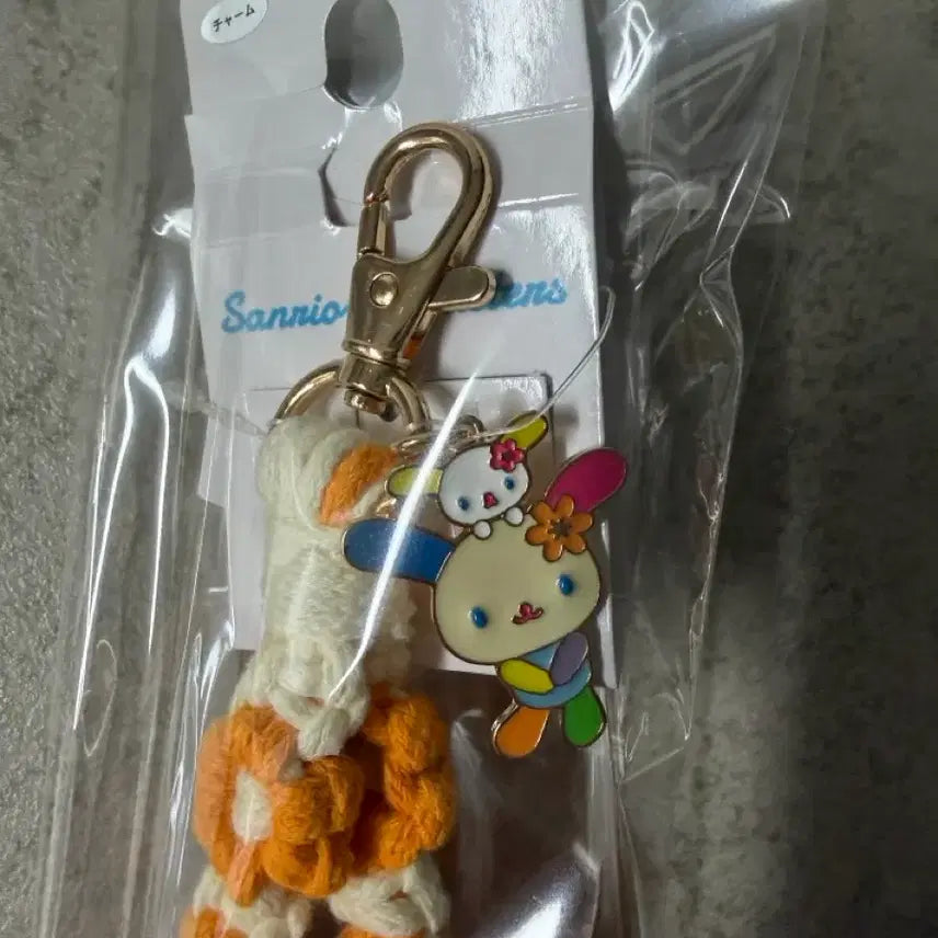 [BUNJANG] Sanrio Limited Edition Usahana Strap - Orange / 산리오 한정판 우사하나 스트랩 오렌지