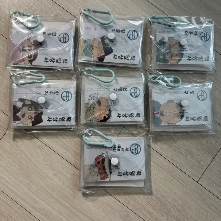 [BUNJANG] CGV Crayon Shin-chan Ddingip Office Special Edition Badge &amp; Keyring Set / cgv 짱구는 못말려 떡잎상사 뱃지 키링 전종
