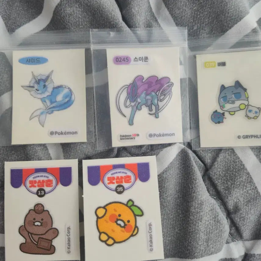 [BUNJANG] Pokemon Bread Stickers &amp; Kakao Friends Stickers Bundle / 포켓몬 빵 띠부씰 + 카카오프렌즈 씰