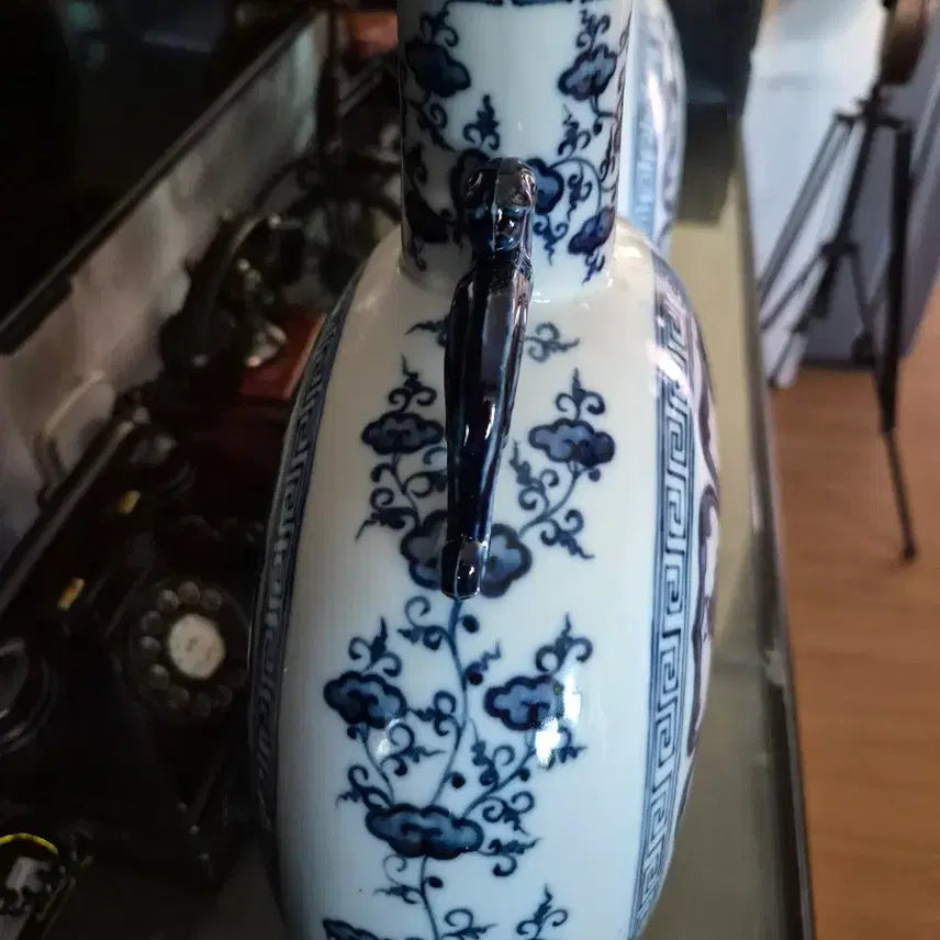 [BUNJANG] Qing Dynasty Qianlong Period Celadon Porcelain Vase / 대청 건륭제 도자기