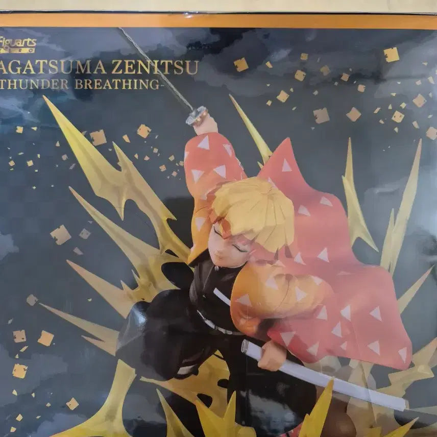 [BUNJANG] Aniplex Demon Slayer Zenitsu Agatsuma Figure (Sealed) / 아츠제로 젠이츠 미개봉 새상품 팝니다