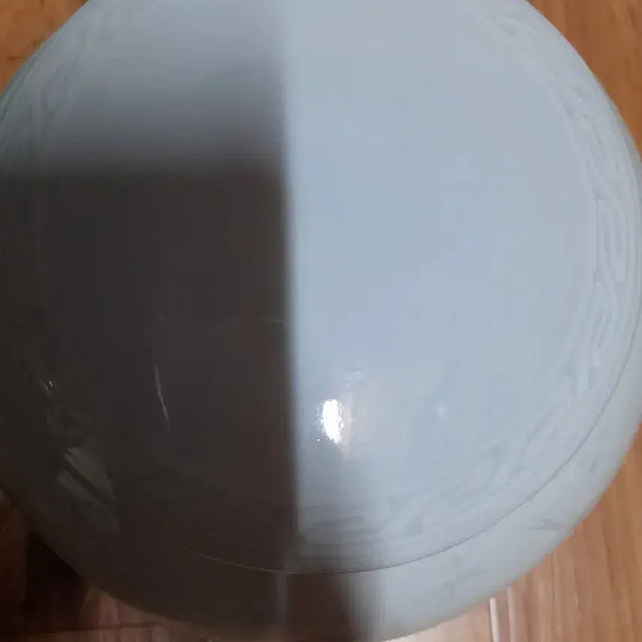 [BUNJANG] White Porcelain Celadon Vase with Cloud and Crane Motif / 백자 운학문 도자기