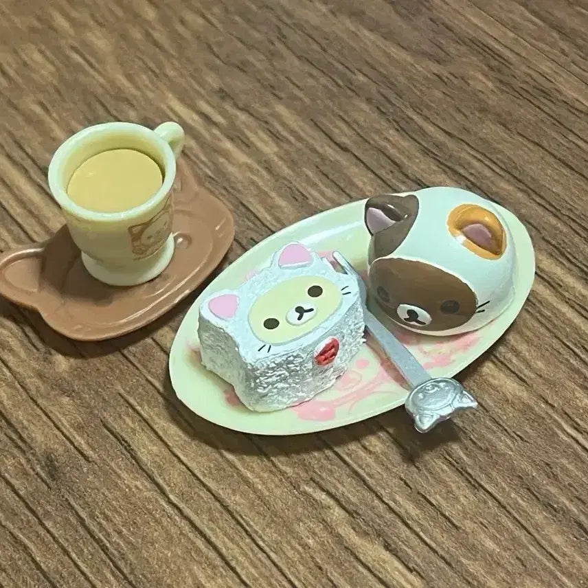 [BUNJANG] Rilakkuma Lazy Cat Cafe Re-Ment Figure Dessert Set / [고전] 리락쿠마 네코 느긋한 고양이 카페 리멘트 피규어 디저트 세트