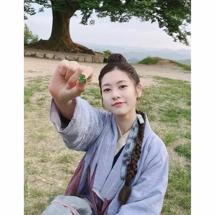[BUNJANG] Re-Verse Jang Wonyoung Photocard / (최저가) 리바이브 장원영 포토카드