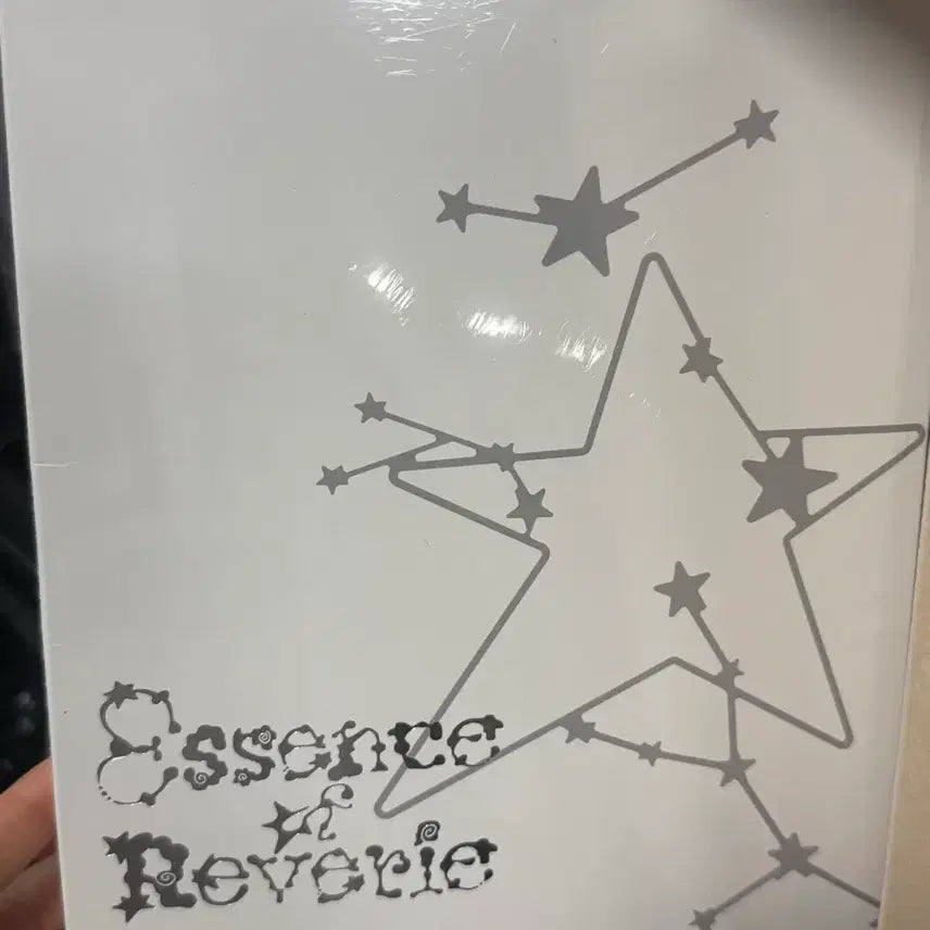 [BUNJANG] Baekhyun Essence &amp; Reverie Album (Sealed) / 백현 Essence &amp; Reverie 앨범 미개봉
