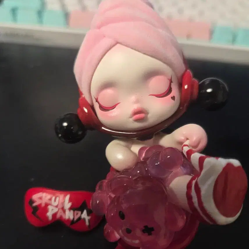 [BUNJANG] Skull Panda Figure (New) / (새제품) 스컬판다 피규어 팝니다