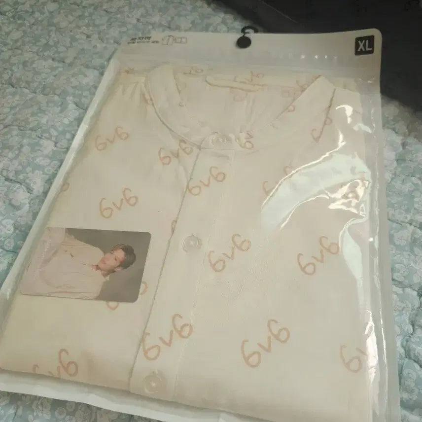 [BUNJANG] 6v6 Pajamas XL Bundle Set with Photocard / [미개봉] 6v6 파자마 XL + 포토카드 여름