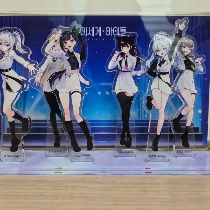 [BUNJANG] Isekai Idol Group Acrylic Standee / 이세계 아이돌 단체 아크릴 스탠드