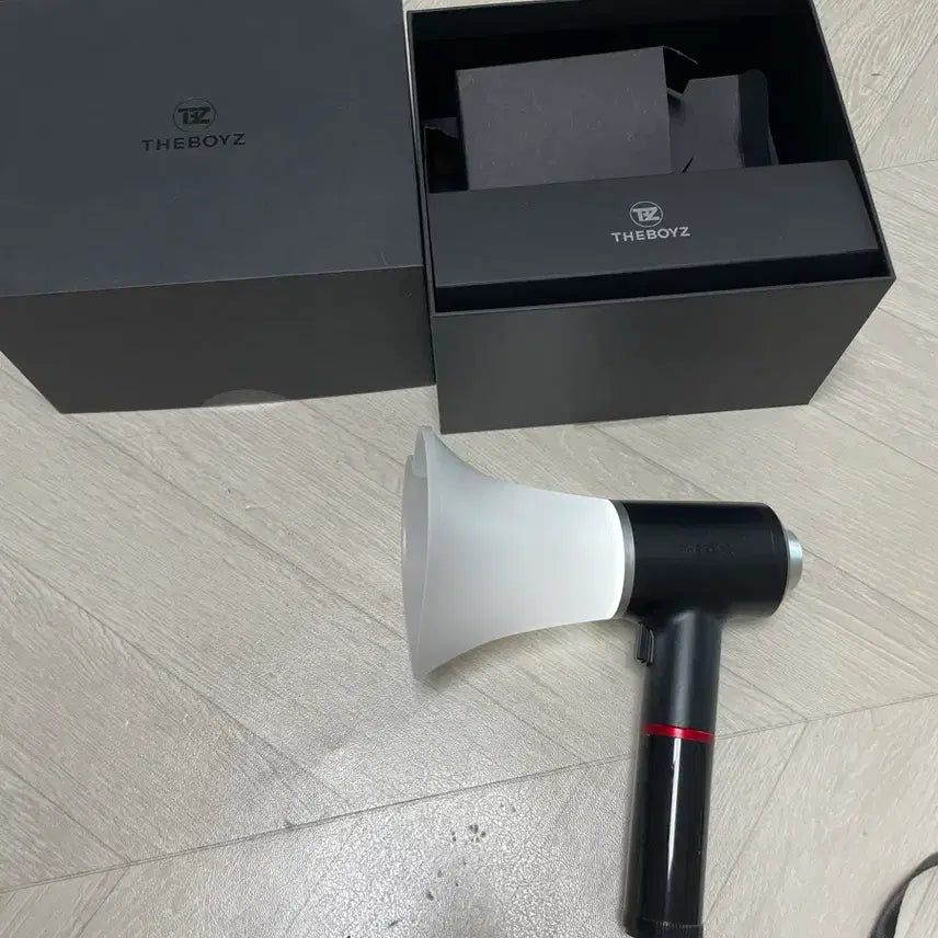 [BUNJANG] The Boyz Official Light Stick / 더보이즈 공식 응원봉