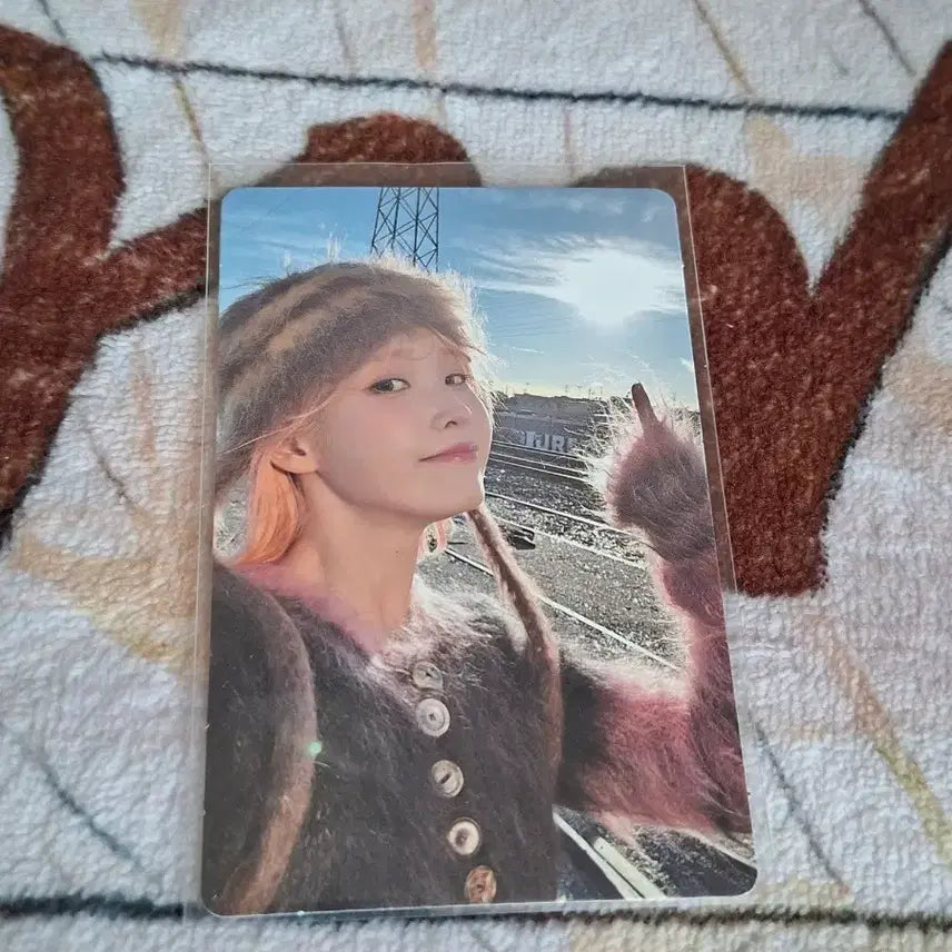 [BUNJANG] IU Here Comes the Sun Osaka POB Photocard / 아이유 헐콘 오사카 해외 특전 미공포 포카 판매