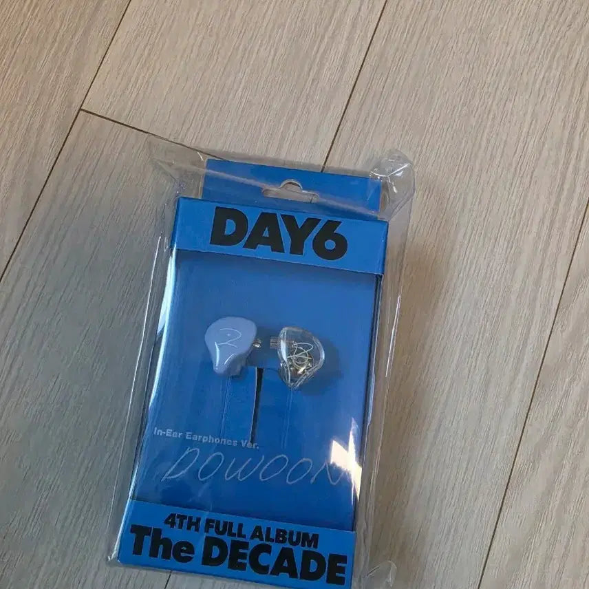 [BUNJANG] Day6 Decade In-Ear Ver. Dowoon Photocard / 데이식스 데케이드 이어폰반 도운버전