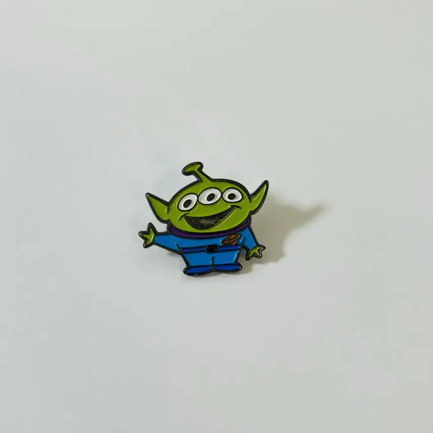 [BUNJANG] Aliens Vintage Pin Badge / 알린 빈티지 핀배지