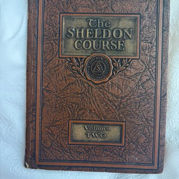 [BUNJANG] The Sheldon Course Volume Two Vintage Hardcover Book / 빈티지 The Sheldon Course Volume Two 하드커버