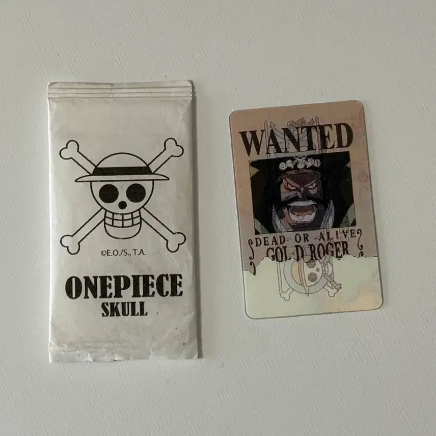 [BUNJANG] One Piece Classic Lenticular Ttibu Seal - Rayleigh, Roger, Whitebeard / 원피스 고전 렌티큘러 띠부씰 레일리 로저 흰수염