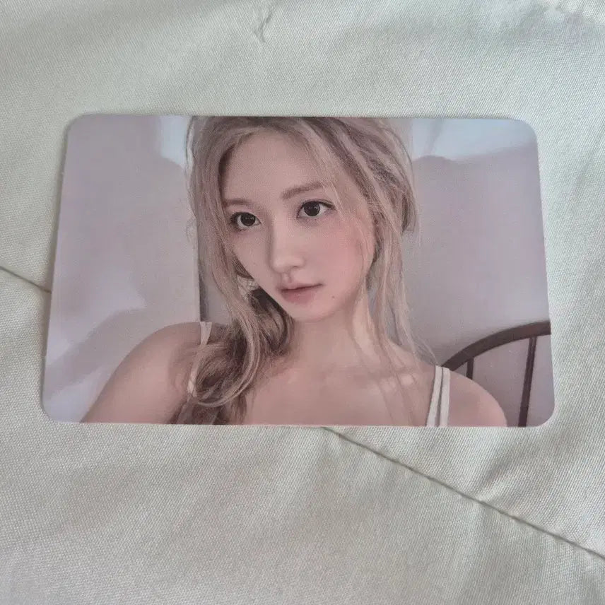 [BUNJANG] IVE Gaeul Secret Loved Photocard / 아이브 가을 시크릿 러브드 포카