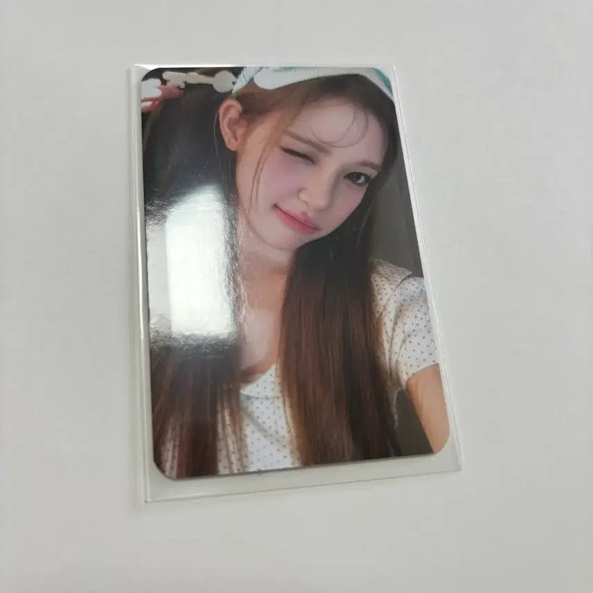 [BUNJANG] HaToHa Yuha 1st Anniversary Photocard / 하투하 유하 1주년 포카 판매 하자 있어요