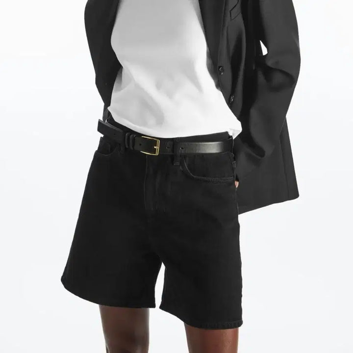[BUNJANG] COS Relaxed Fit Denim Shorts Black / COS 코스 릴렉스드 데님 쇼츠 블랙 24