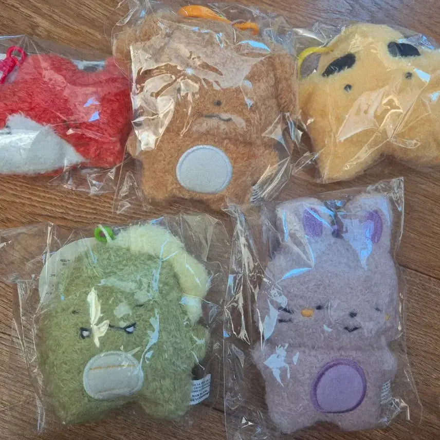 [BUNJANG]  잠뜰 Pixelry Doll Keychain Set / 잠뜰 픽셀리 인형키링 5개 판매