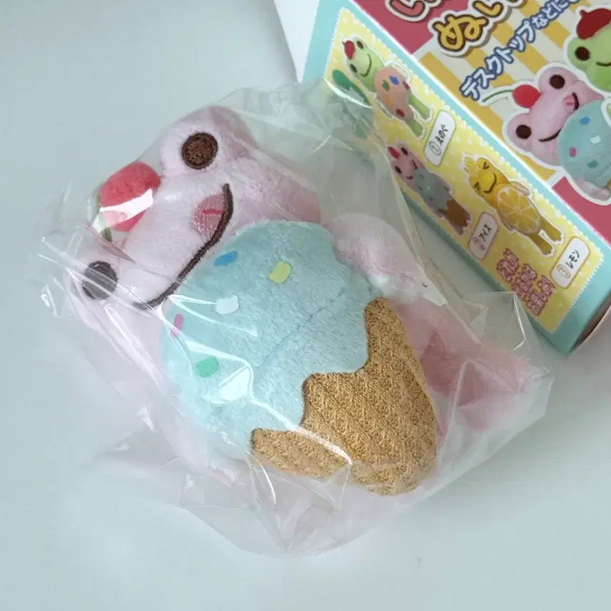[BUNJANG] Pickles the Frog Mochi Mochi Doll Season 2 Ice Cream Hat / 피클스 pickles the frog 모찌모찌 인형 2탄 아이스크림