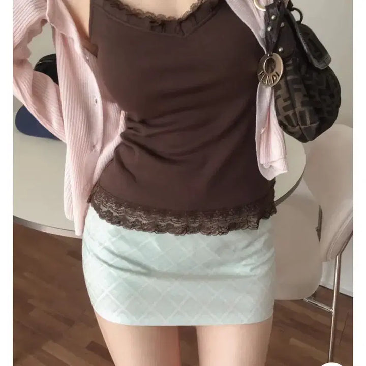 [BUNJANG] Hipnatic Frill Lace Tank Top, Jerid Round Cardigan, Guide Check Skirt Set / 히프나틱 프릴 레이스 나시, 제리드 라운드 가디건, 가이드 체크 스커트