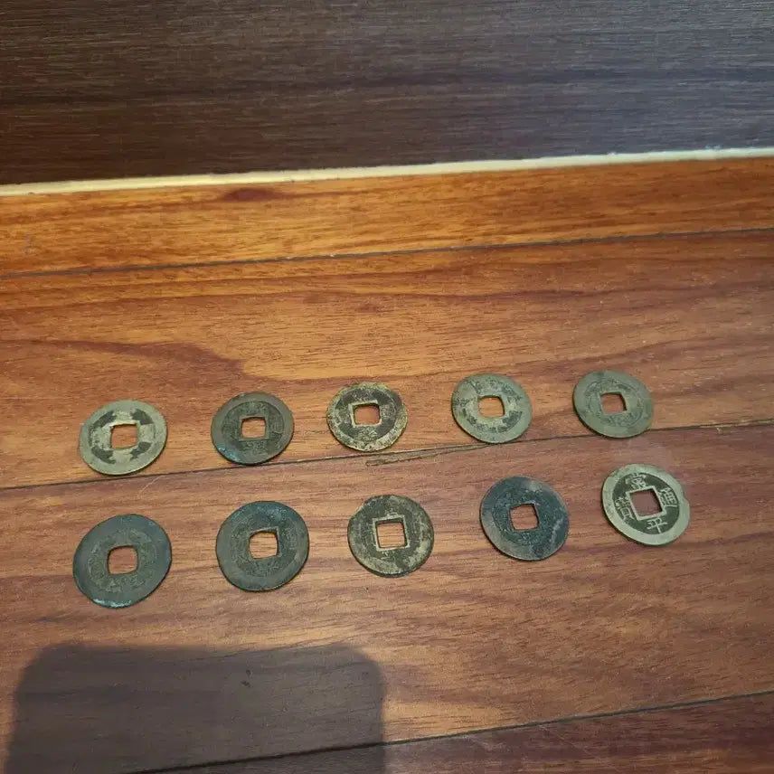 [BUNJANG] Set of 10 Genuine Sangpyeongtongbo Coins / 골동품 상평통보 10개 일괄