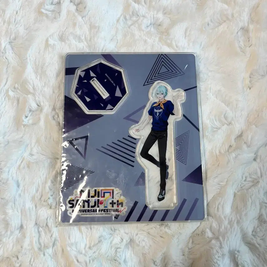 [BUNJANG] Nijisanji Nagisa Trout Acrylic Stand / 니지산지 나기사 트라우트 아크릴 판매 양도