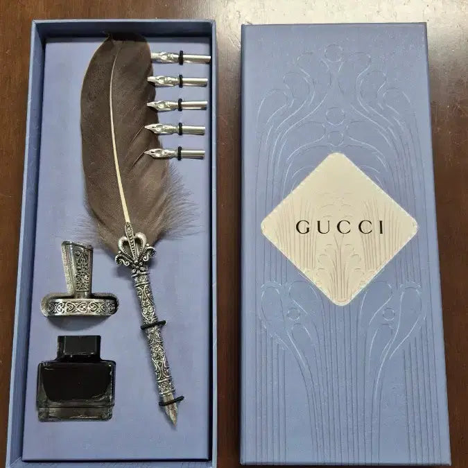 [BUNJANG] Gucci VIP Limited Edition Feather Fountain Pen Set / 5개가격)구찌 VIP 깃털만년필세트 한정판 새상품 5개 일괄무배