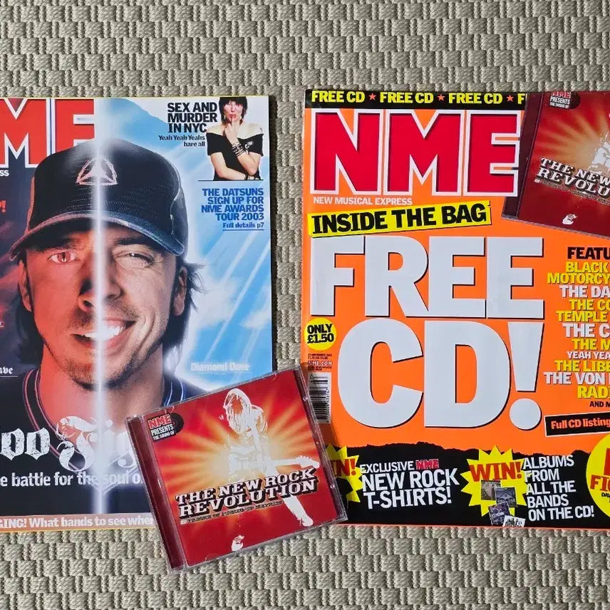 [BUNJANG] Foo Fighters NME Large Magazine (November 2002) / 매거진 Foo Fighters NME 라지 매거진