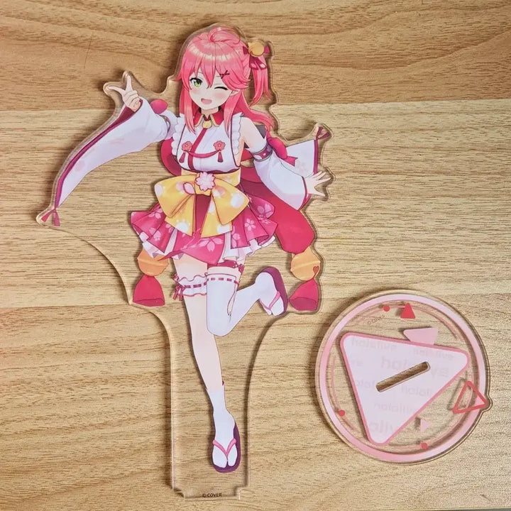 [BUNJANG] Sakura Miko Acrylic Stand / 이사 급처) 홀로라이브 사쿠라 미코 아크릴 스탠드