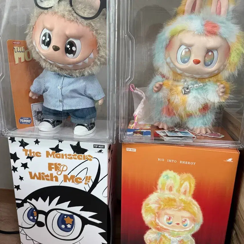 [BUNJANG] Labubu Flip With Me &amp; Rock The Universe Large Display Set / 라부부 플립 위드미, 락더 유니버스  (대형) 전시장 포함