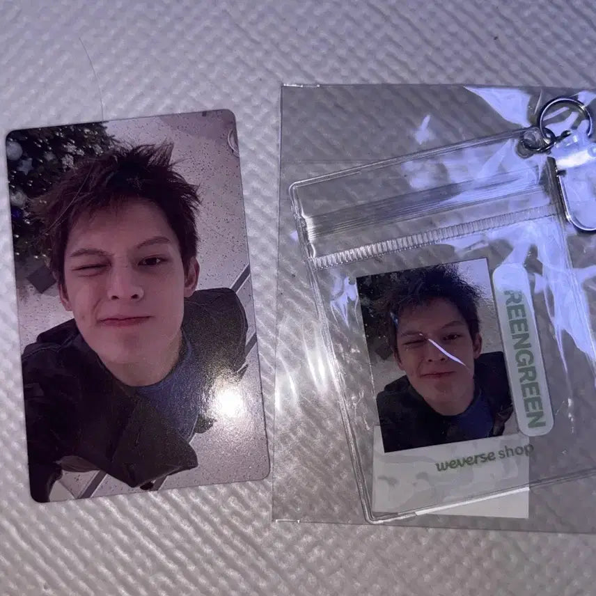 [BUNJANG] ENHYPEN James Lucky Draw Photocard &amp; Keychain Set / 그린그린 코르티스 제임스 위버스샵 특전 포카 키링 풀세트 판매 미공포