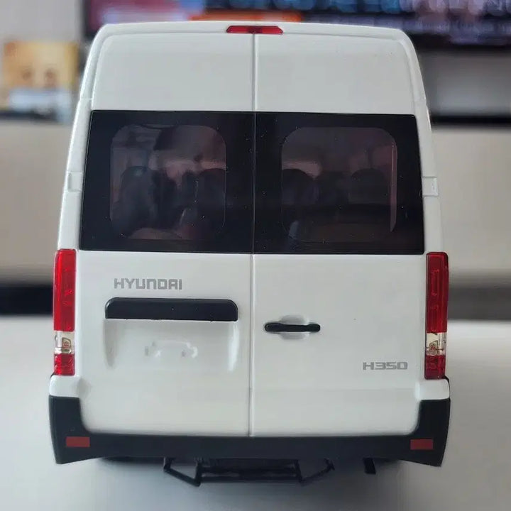 [BUNJANG] Hyundai Solati White Dealer Version 1:32 Scale Diecast Model / 1:32 현대 쏠라티 화이트 딜러버전 국산 다이캐스트