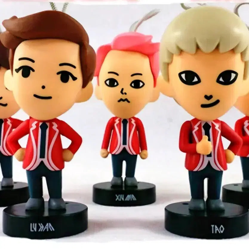 [BUNJANG] EXO-M China KFC Figure Full Set (Sealed) / EXO-M 중국 KFC 피규어 풀셋(*미개봉) 판매합니다.