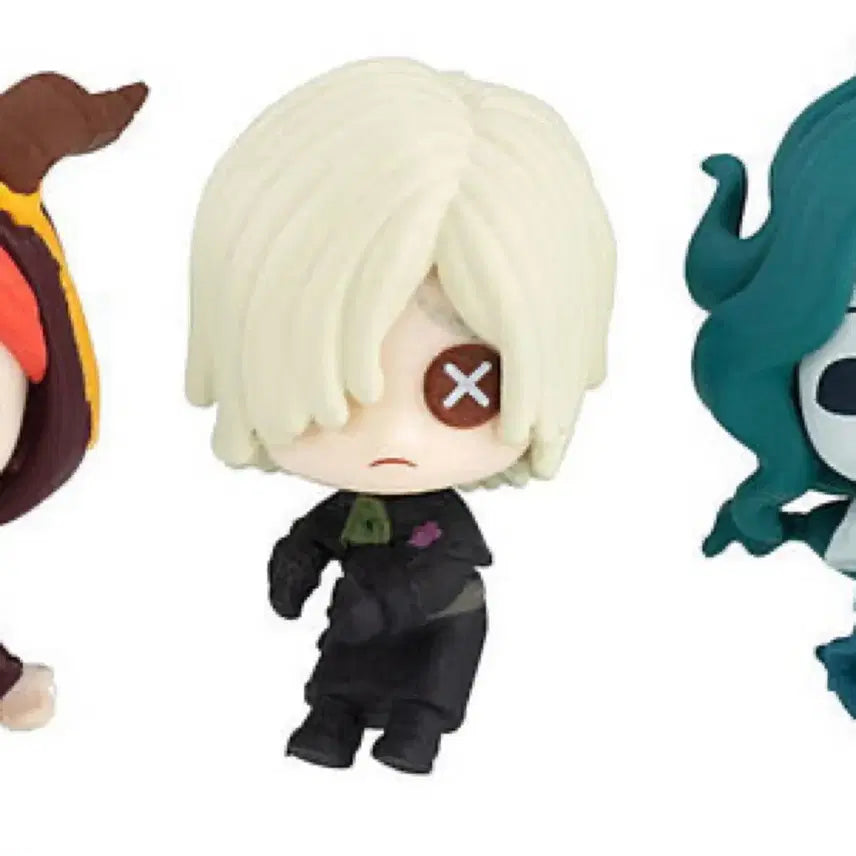 [BUNJANG] Identity V Gravedigger Hug Coat Figure / 제5인격 묘지기 허그코트 피규어