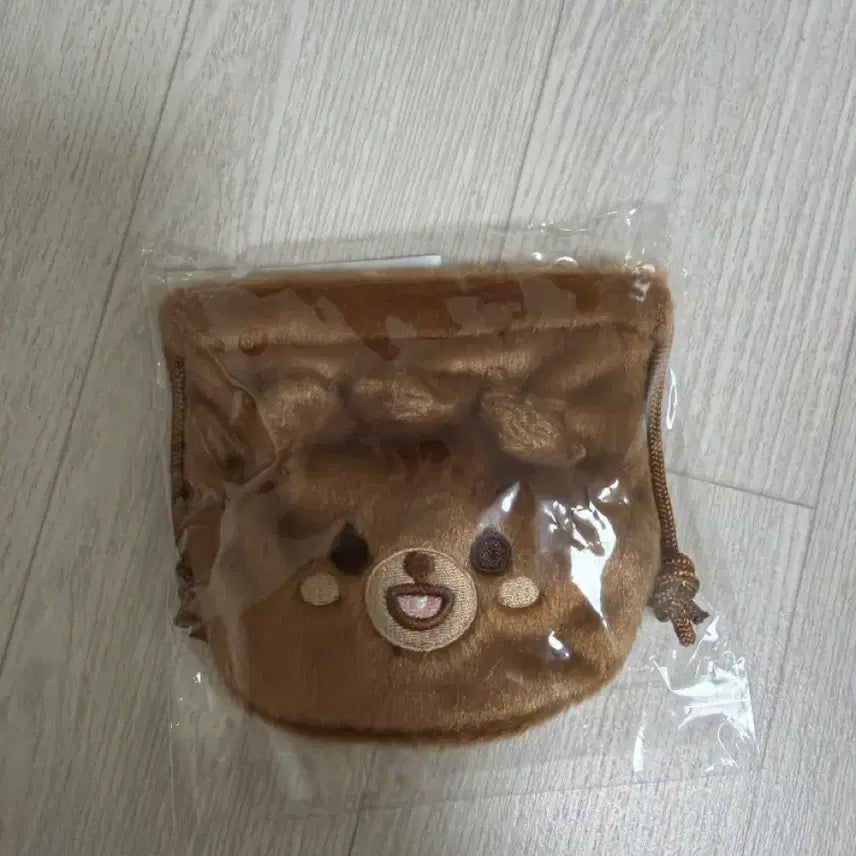 [SOLD OUT] 데이식스 잔스포츠 쁘멀방 파우치 (포카포함)