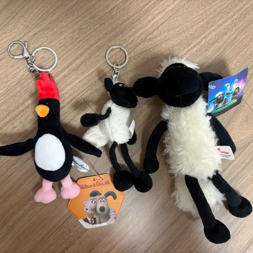 [BUNJANG] Wallace &amp; Gromit Shaun the Sheep Shaun McGraw Penguin Plush Keychain / 월레스와 그로밋 숀더쉽 숀 맥그로우 펭귄 인형 키링