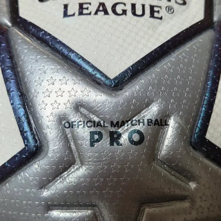 [BUNJANG] Adidas Champions League 25th Anniversary Official Match Ball / 아디다스 챔스 25주년 공인구 매치볼