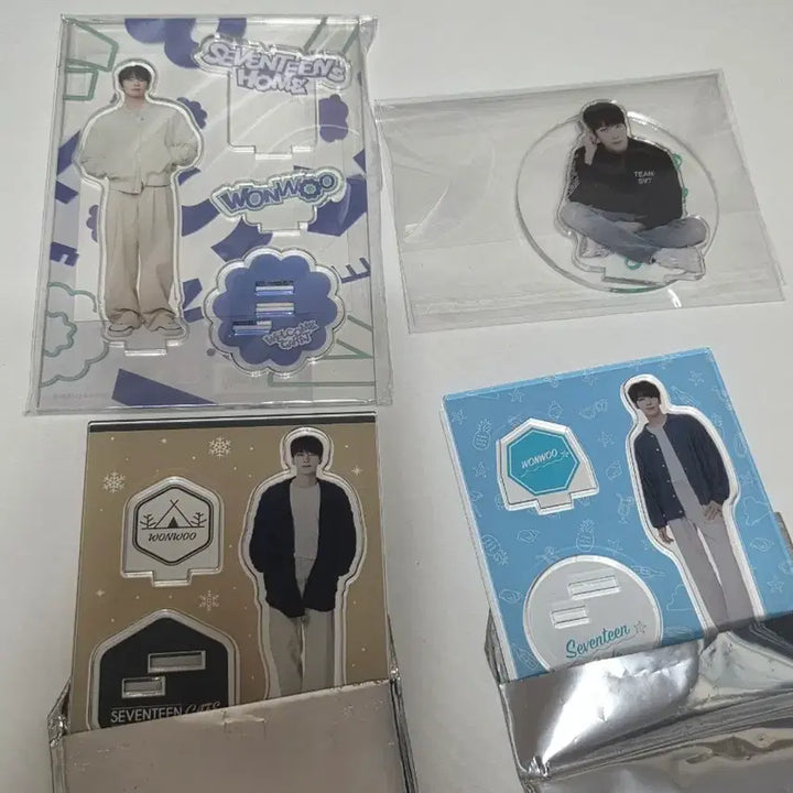 [BUNJANG] Seventeen Wonwoo Acrylic Bundle Set / 세븐틴 원우 아크릴 일괄 판매