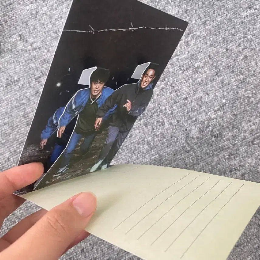 [BUNJANG] D.P. Sticker, Lenticular Postcard / [새상품] D.P. 디피 스티커, 입체 엽서