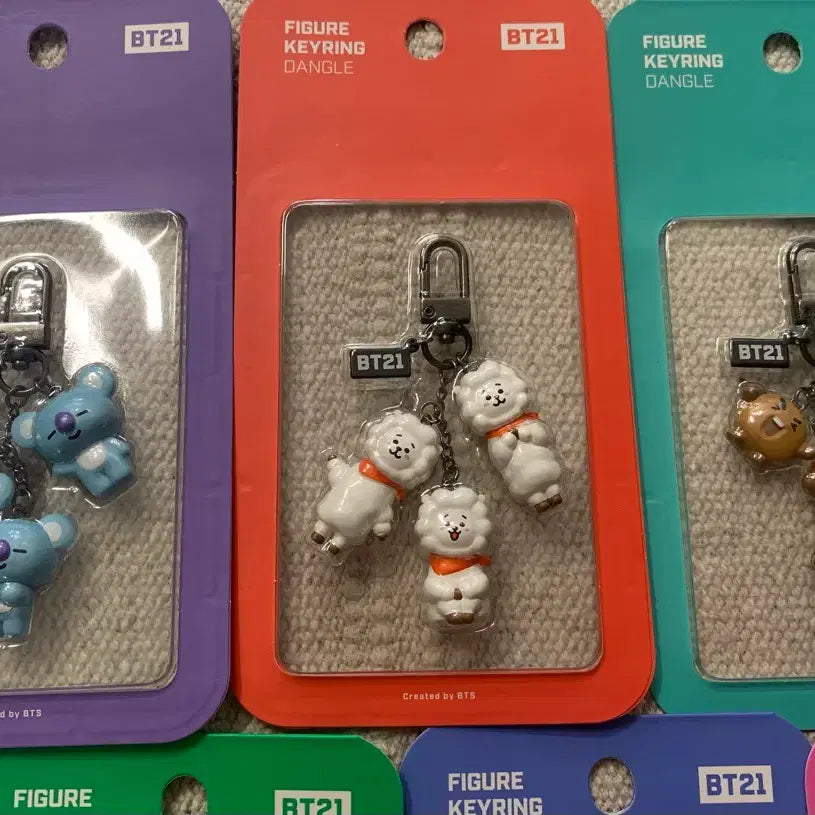 [BUNJANG] BTS BT21 Figure Keyring Set / [새제품] BTS 방탄 BT21 피규어 키링 세트