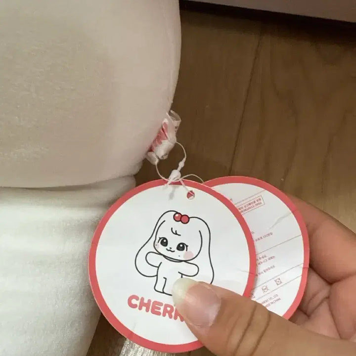[BUNJANG] IVE Jang Won Young Mega Cushion Cherry / 매물없음) 아이브 미니브 장원영 메가 쿠션 체리