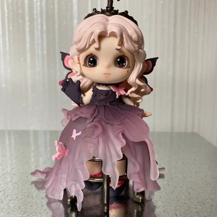 [BUNJANG] Heywon Joy Rusted Butterfly Figure / 해이원 조이 피규어 녹슨 색 나비