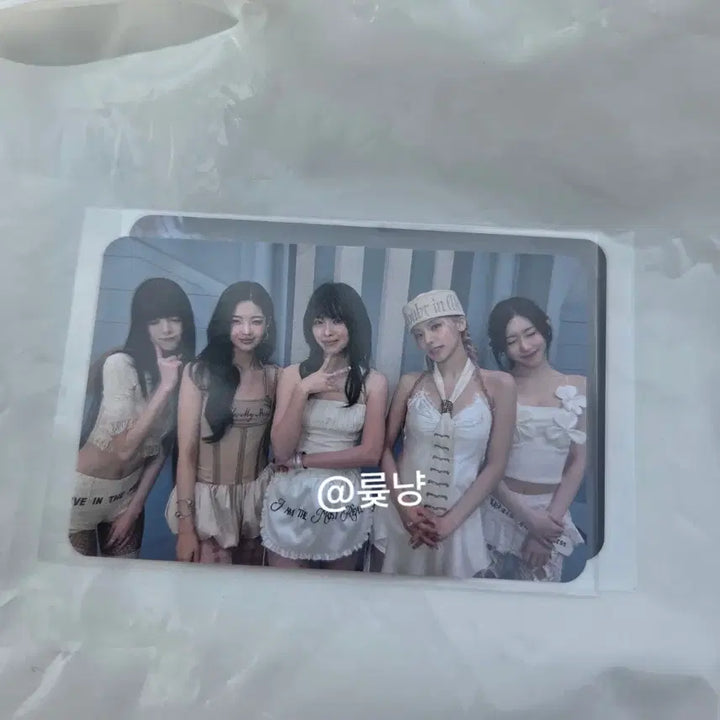 [BUNJANG] ITZY Motto Popup Store 7th Day Group Photocard / itzy motto 팝업 7일차 단체포카