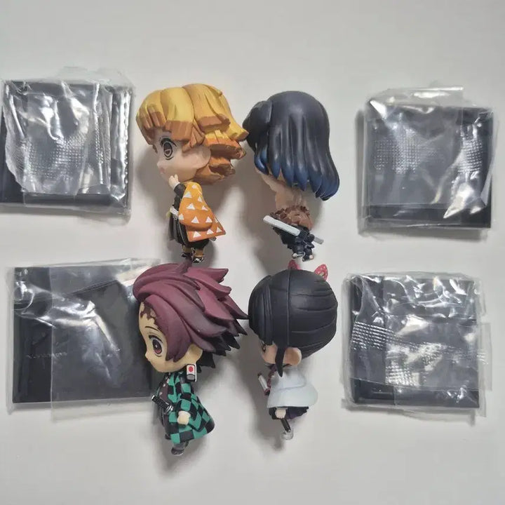 [BUNJANG] Demon Slayer Tanjiro and Friends Mascot Figure Set / 귀멸의 칼날 탄지로와 친구들 마스코트 피규어