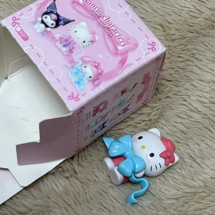 [BUNJANG] Sanrio Characters Lovely Ribbon Kitty Random Figure / 산리오 캐릭터즈 러블리 리본 키티 랜덤 피규어
