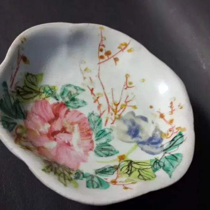 [BUNJANG] Five-Color Celadon Floral Motif Pedestal Dish / 오채청화 화훼문 화형고족반